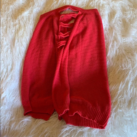 Nollie sweater with cut out shoulders - Picture 5 of 5